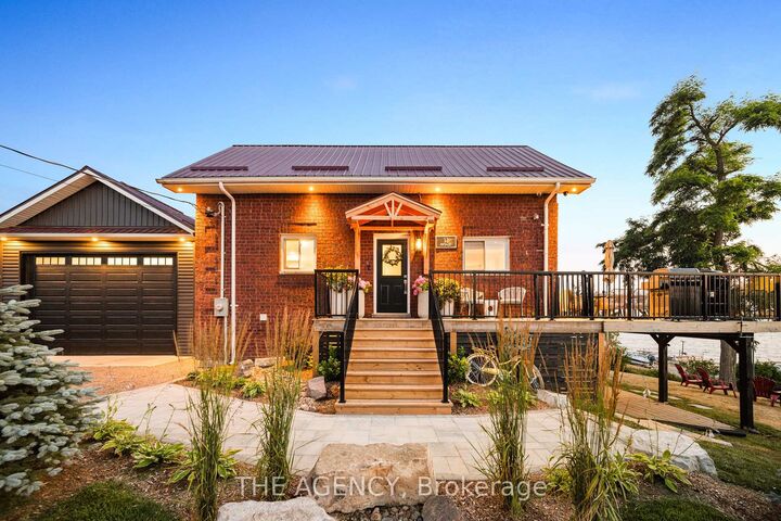 Property Photo:  11 Fifth Street  ON K0M 1L0 