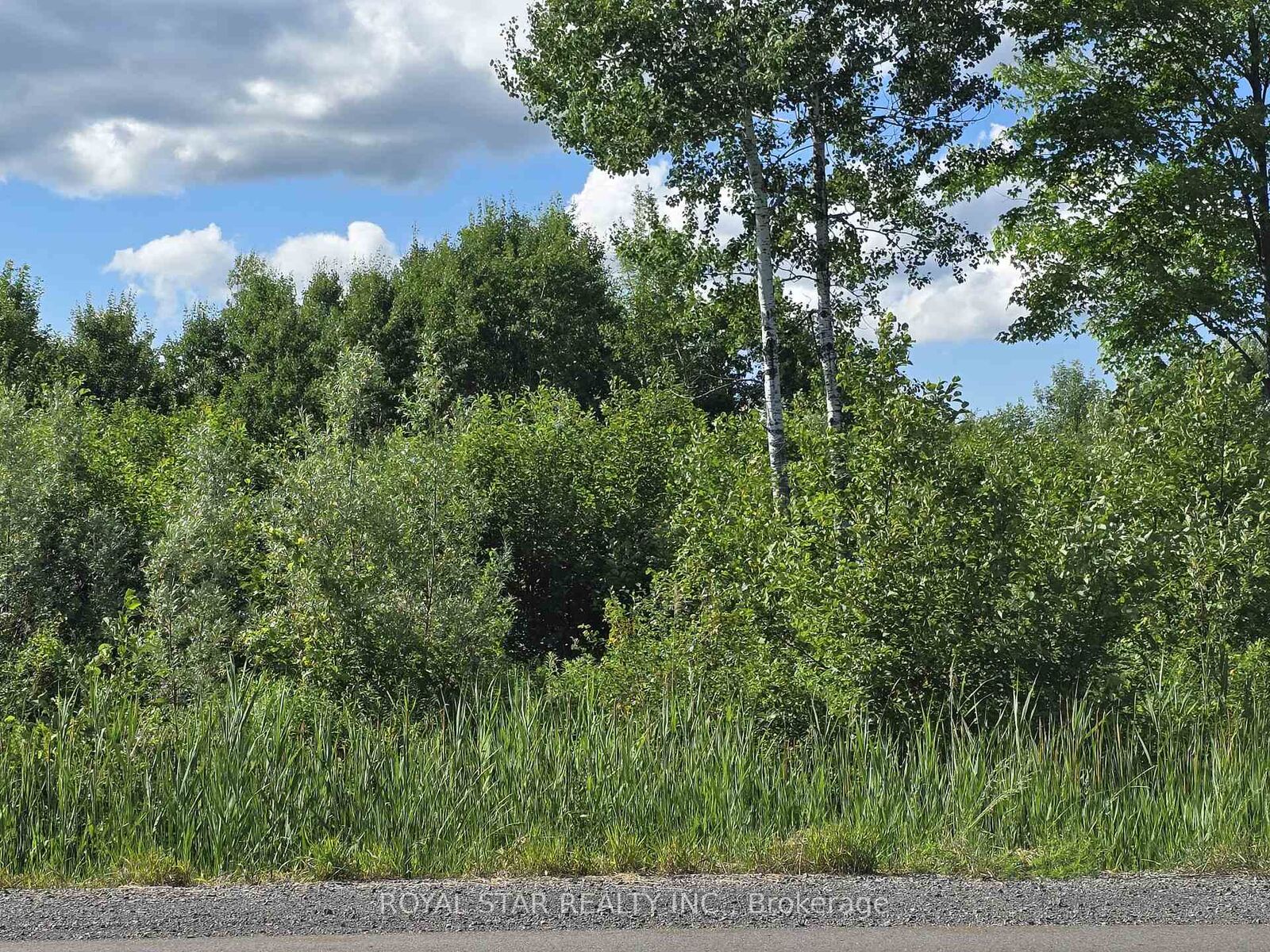 Property Photo: 5305 Piperville Road ON K0A 1K0