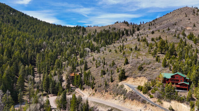 Property Photo:  655 Matterhorn Dr  UT 84098 