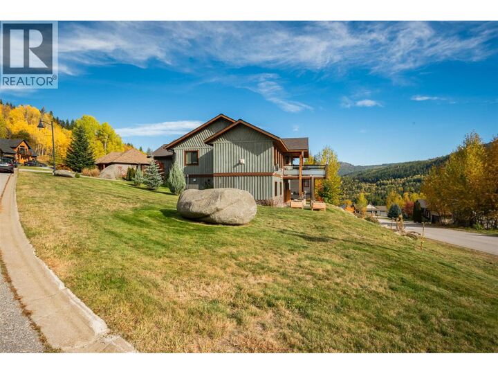 Property Photo: 904 Redstone Drive BC V0G 1Y0