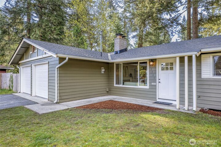Property Photo:  3340 SE Cedar Court  WA 98366 