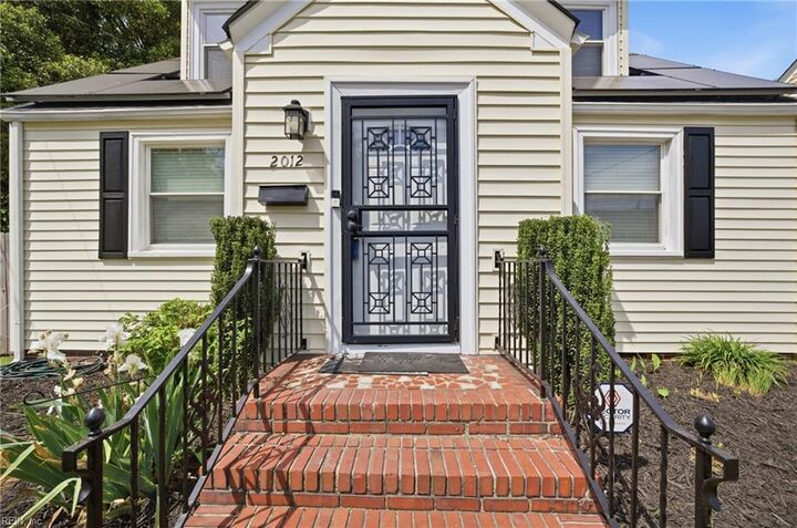 Property Photo: 2012 Liverpool St VA 23704