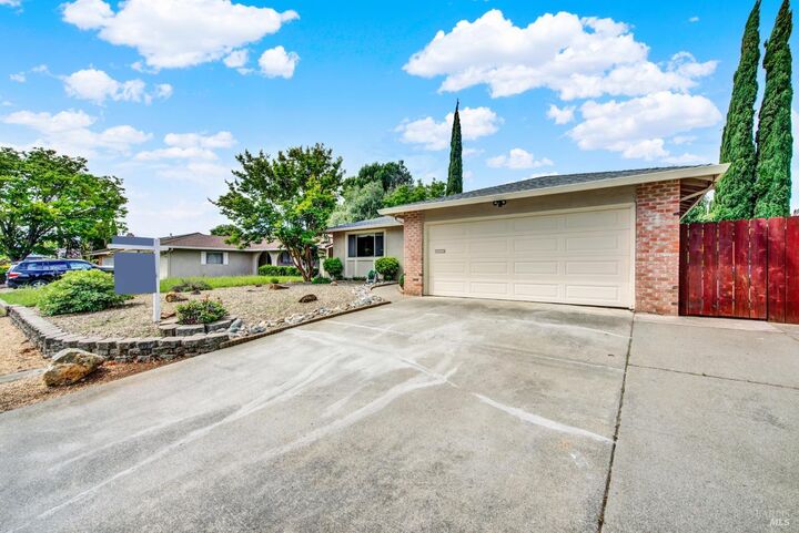 Property Photo:  2973 Orchid Street  CA 94533 