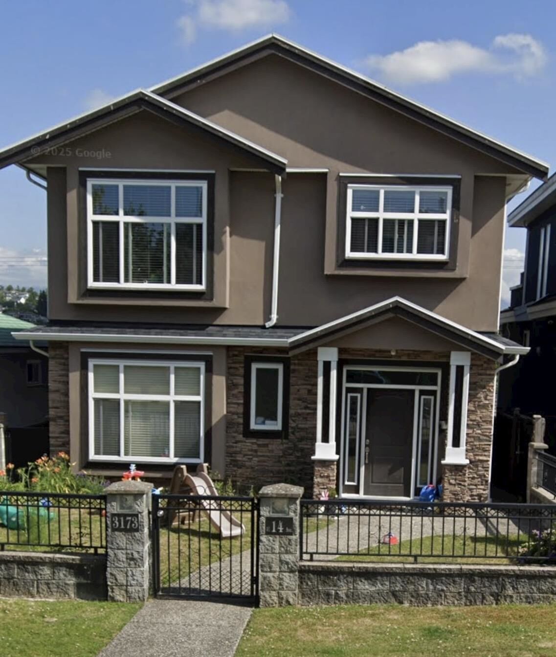 Property Photo: 3173 E 14th Avenue BC V5M 2J3