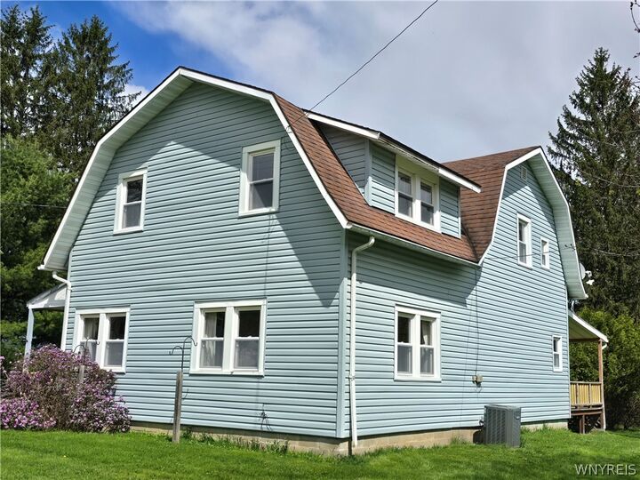 Property Photo:  5266 Maple Lane  NY 14727 