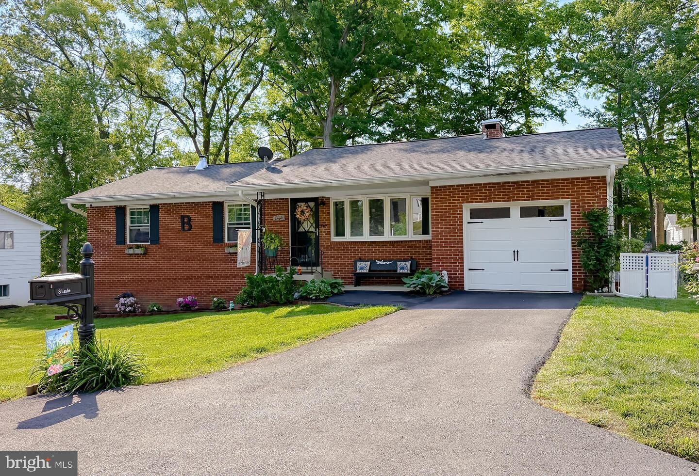 Property Photo:  8 Leslie Drive  MD 20640 