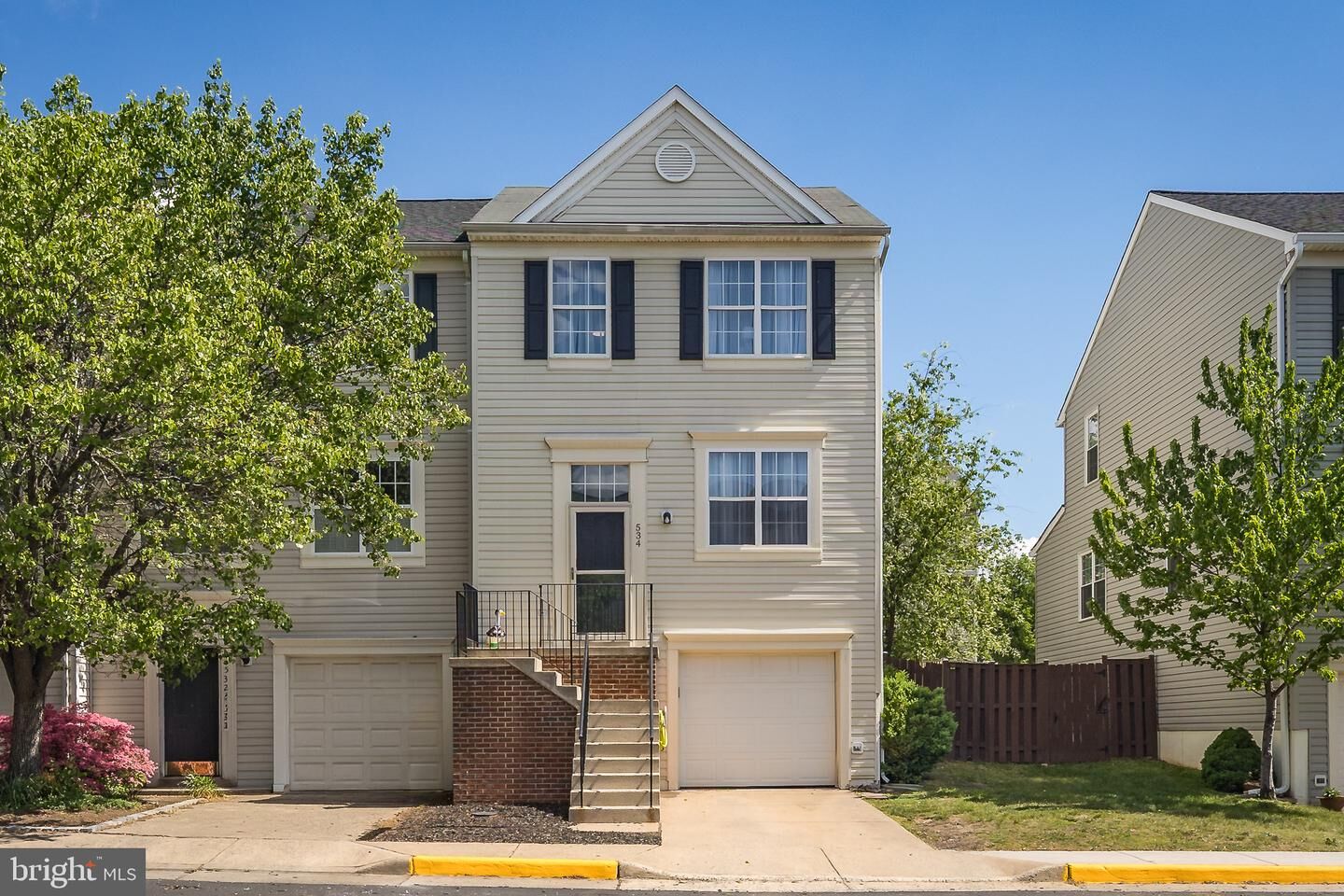 Property Photo:  534 Kalmia Square NE  VA 20176 