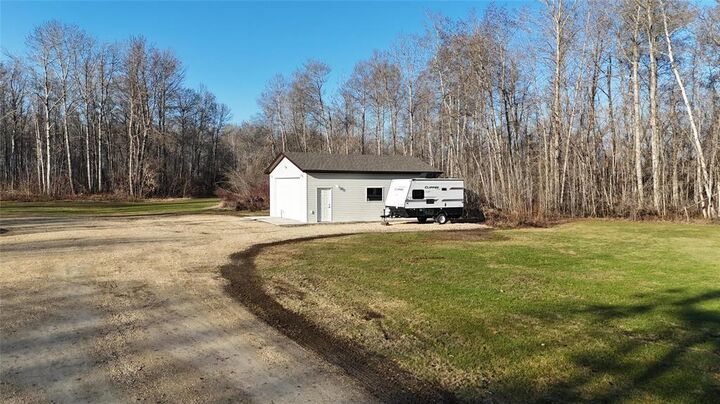 Property Photo:  208 Landels Road  MB R9A 1R6 