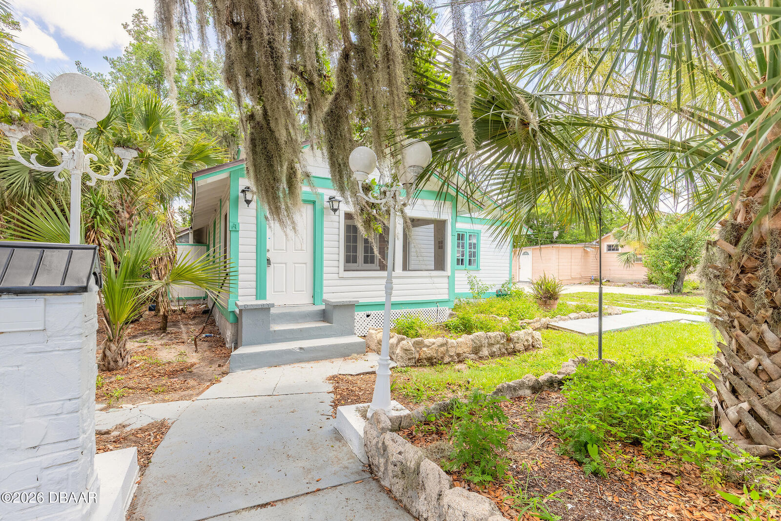 Property Photo: 319/323 Taylor Avenue FL 32114