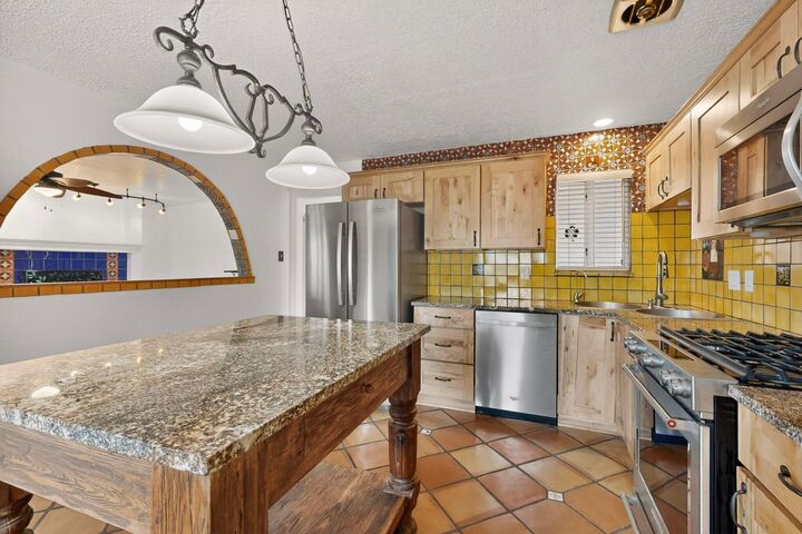 Property Photo:  3333 Britt Street NE  NM 87111 