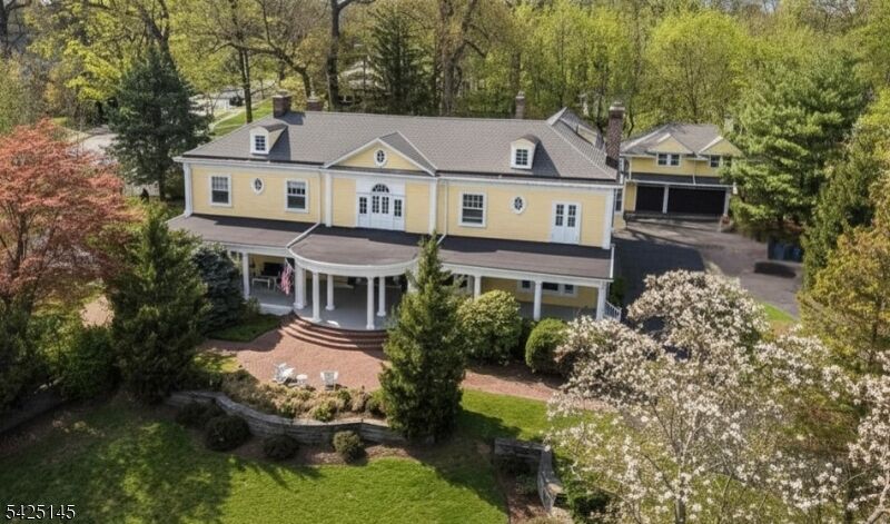 Property Photo:  190 Ridgewood Ave  NJ 07028 