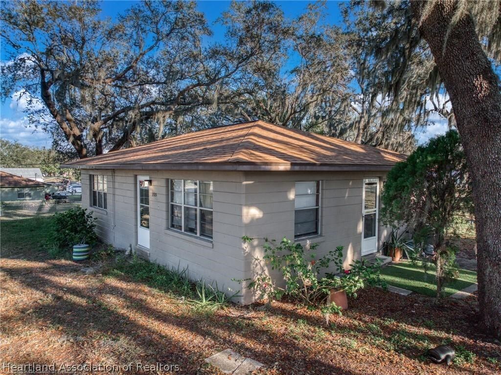 Property Photo:  3515 Kenilworth Boulevard  FL 33870 