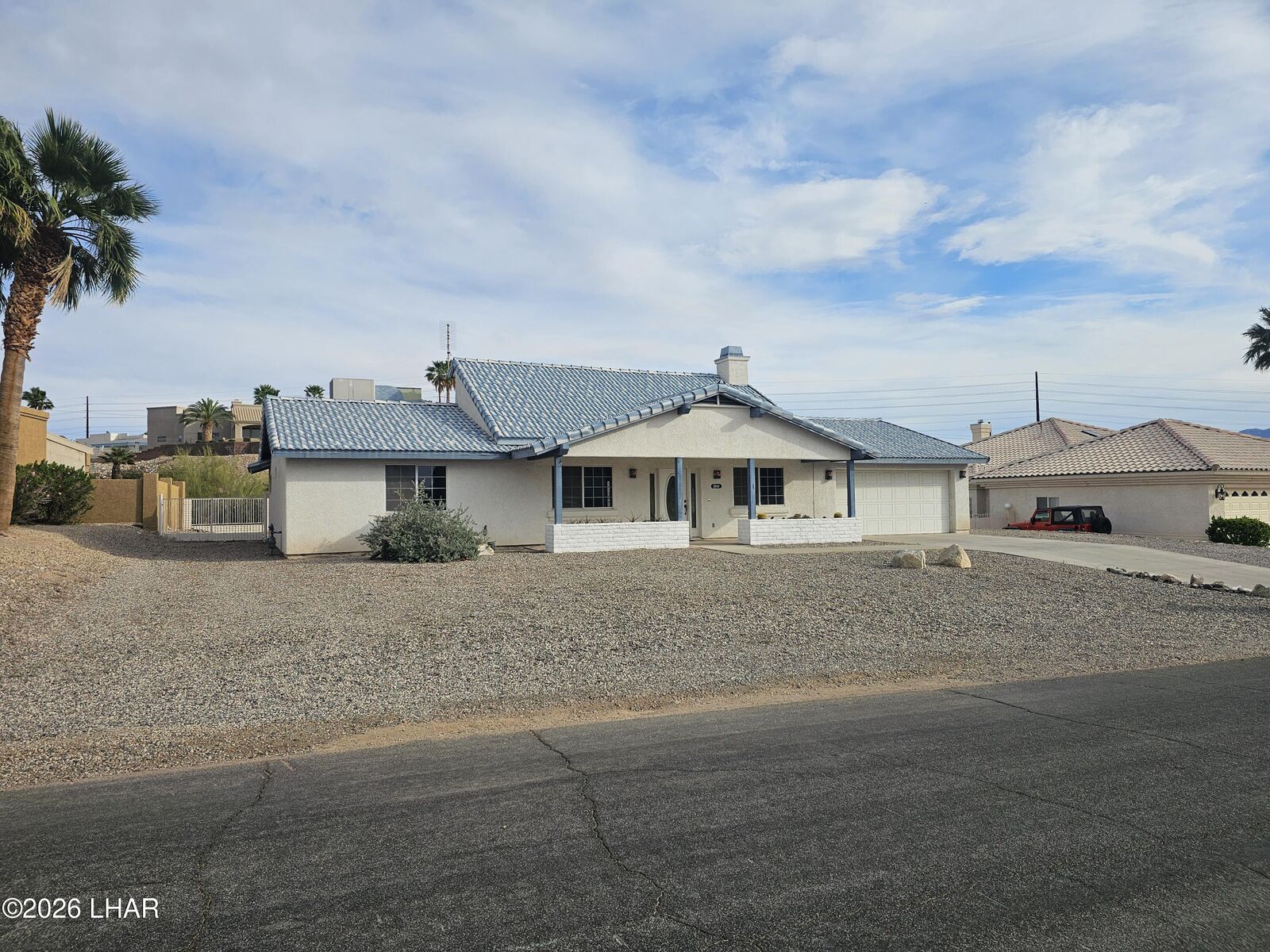 Property Photo:  2042 Donner Bay  AZ 86406 