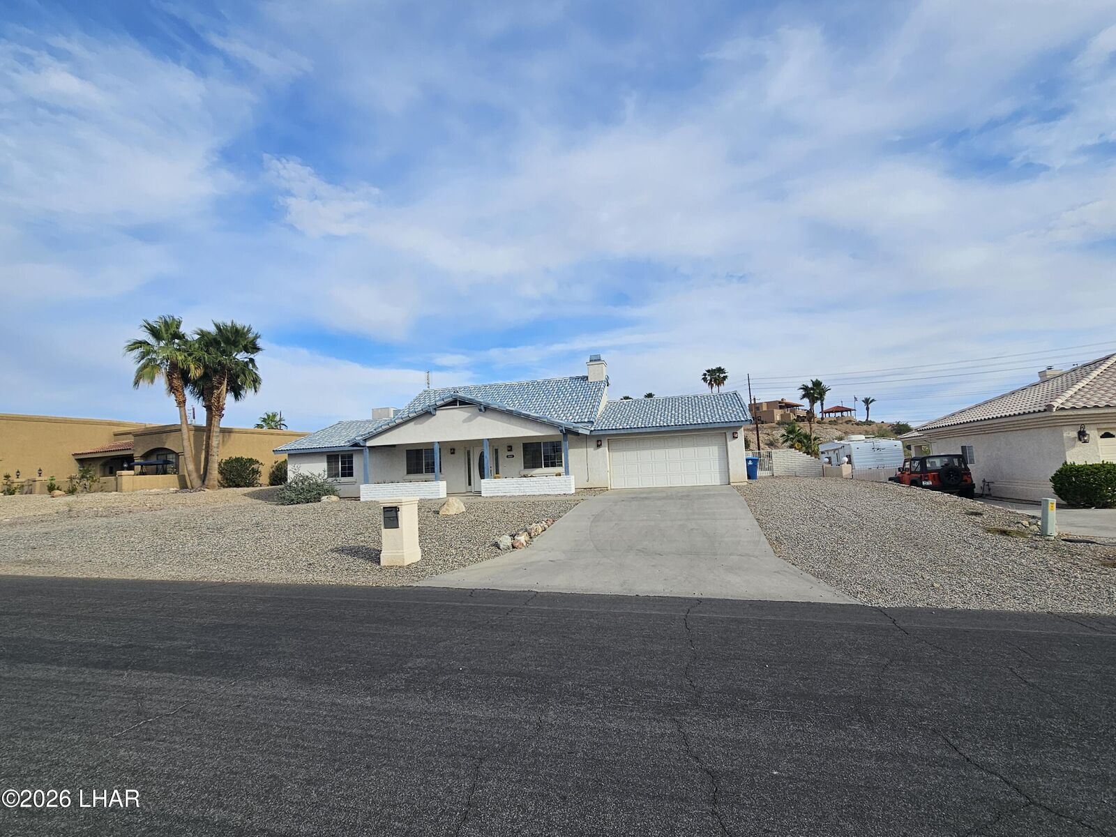 Property Photo:  2042 Donner Bay  AZ 86406 