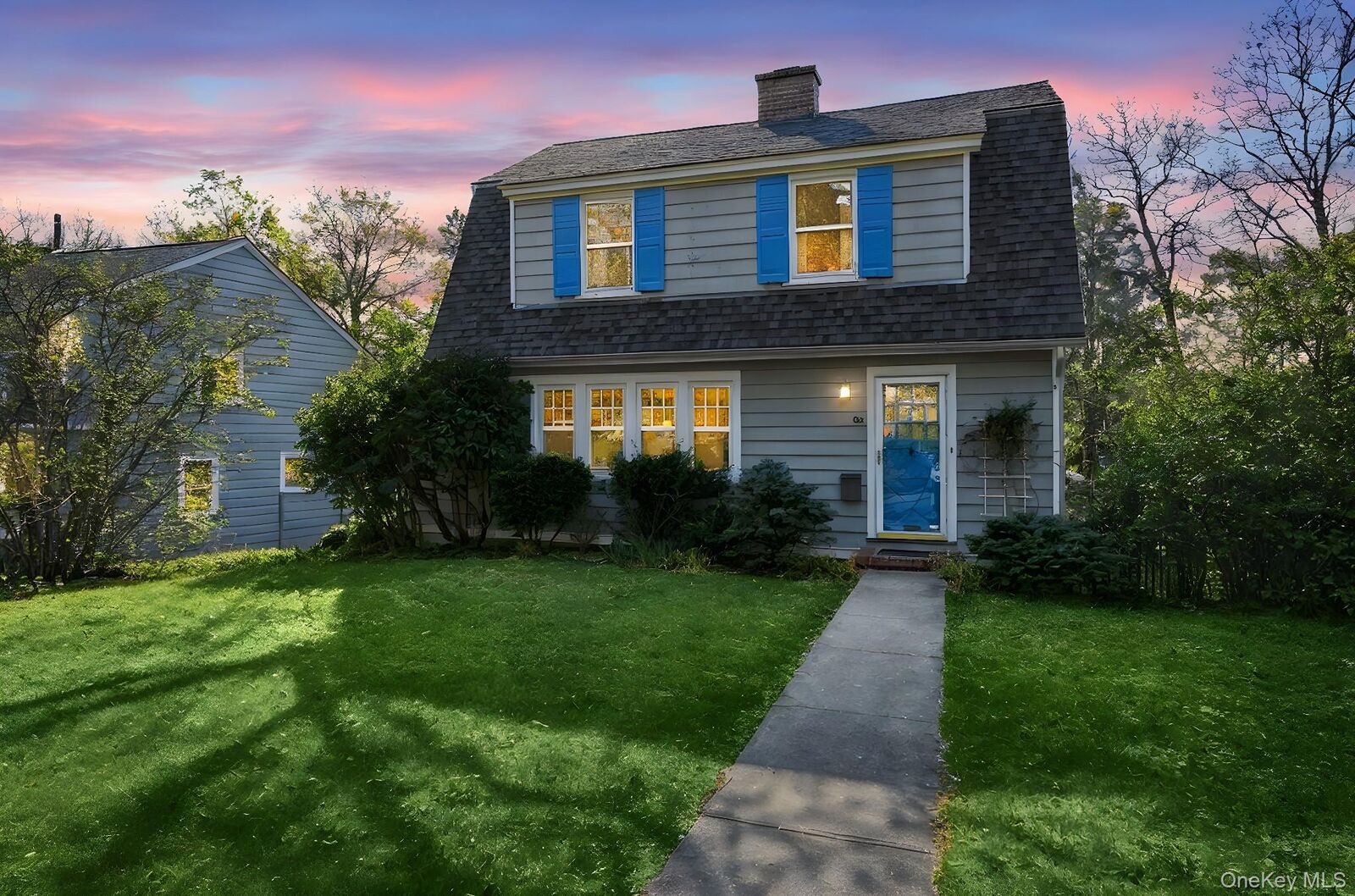 Property Photo:  65 Euclid Avenue  NY 10706 