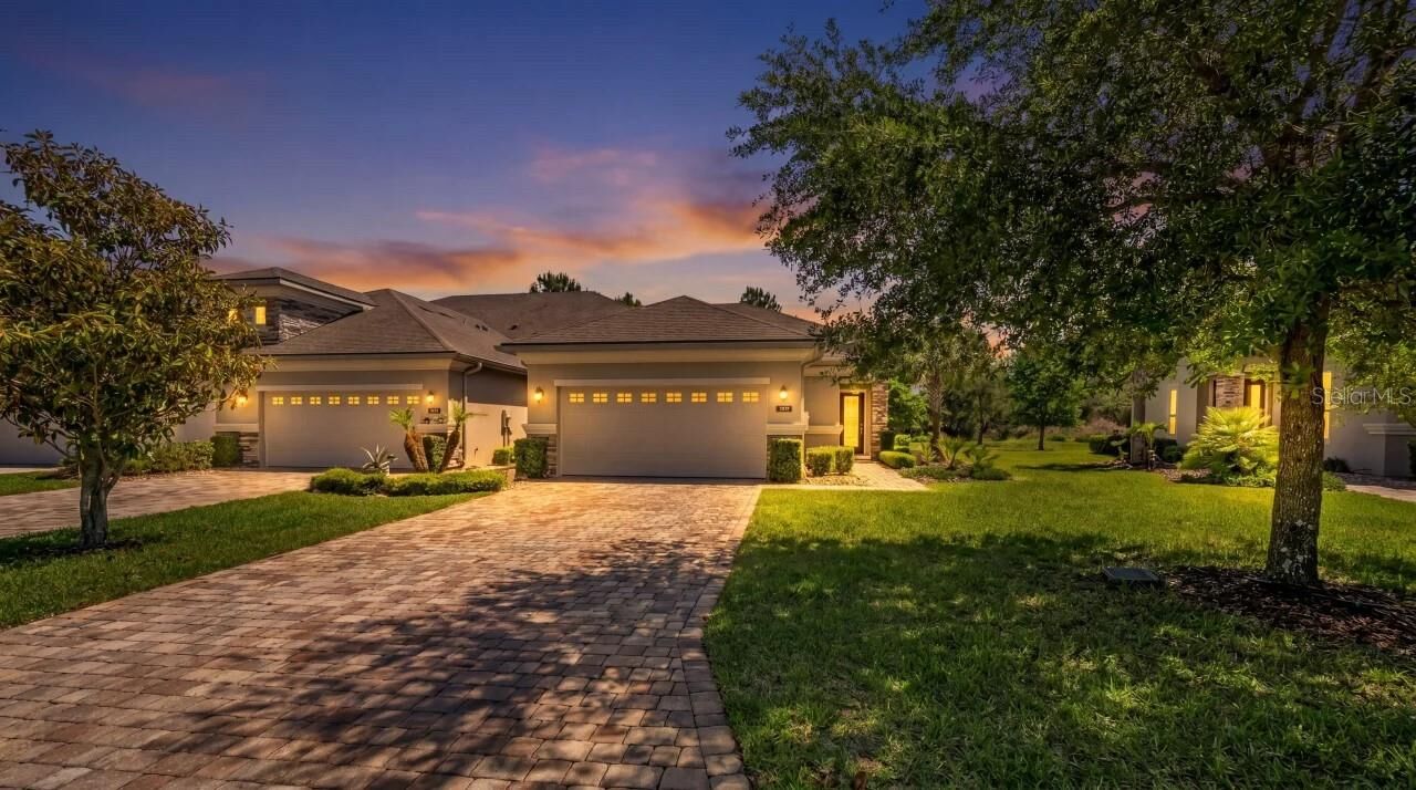 Property Photo:  708 Aldenham Lane  FL 32174 