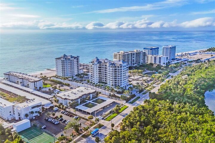 Property Photo:  2100 Benjamin Franklin Drive 205  FL 34236 