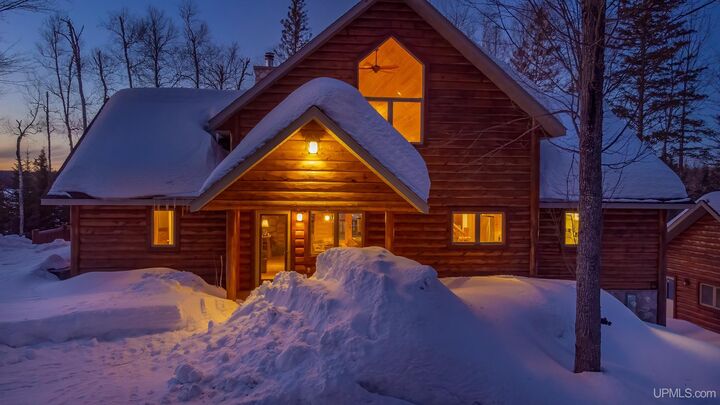 Property Photo:  28278 E Fence Lake Road  MI 49861-9106 