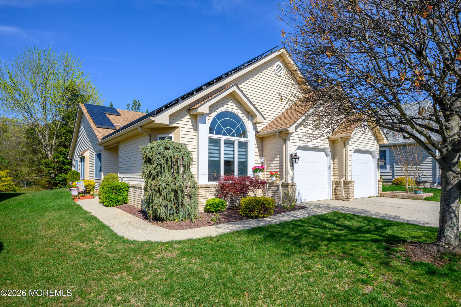 Property Photo:  2324 N Chanticleer Court  NJ 08755 