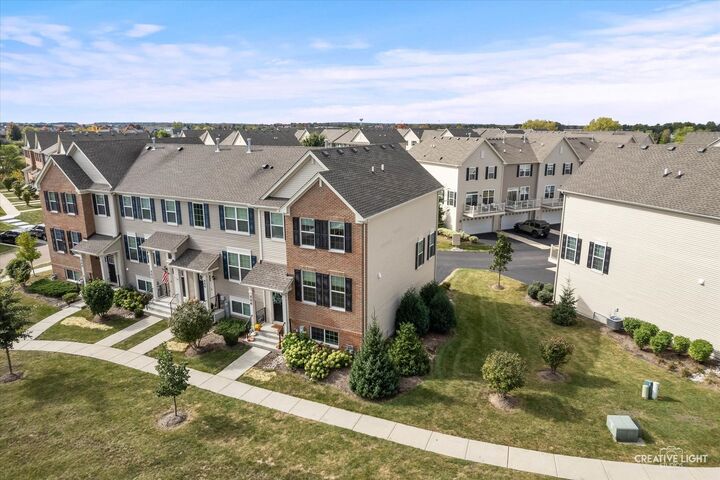 Property Photo:  506 Creek Drive  IL 60543 