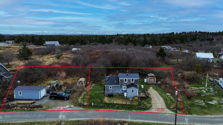 Property Photo:  21 Sadler Point Road  ME 04649 