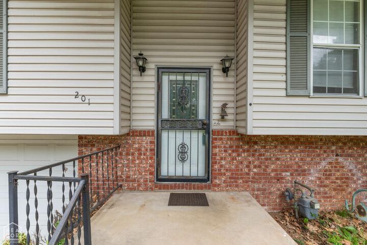 Property Photo: 201 Cater Drive AR 72405