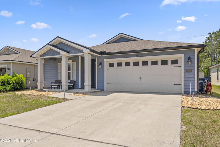Property Photo:  86285 Express Court  FL 32097 