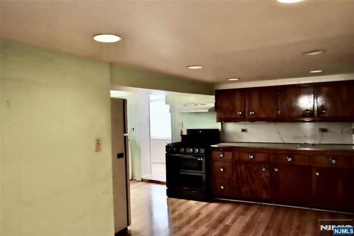 Property Photo:  84 12th Street  NJ 07506 