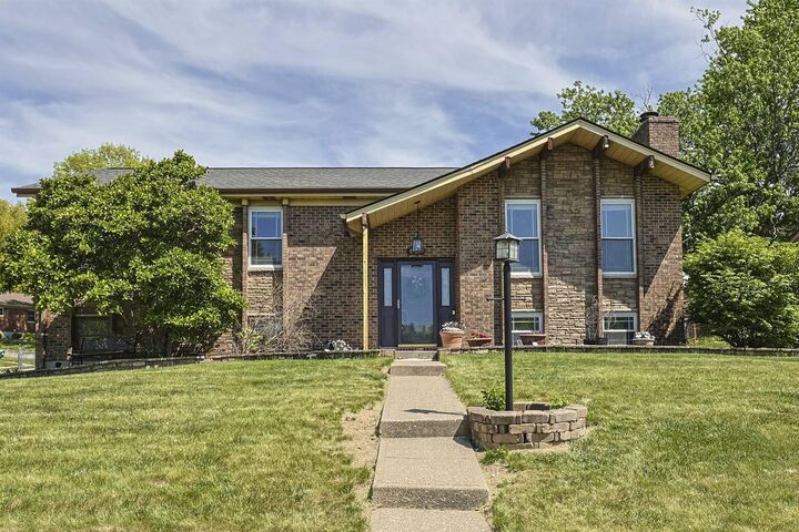 Property Photo:  826 Eastland Drive  KY 41017 