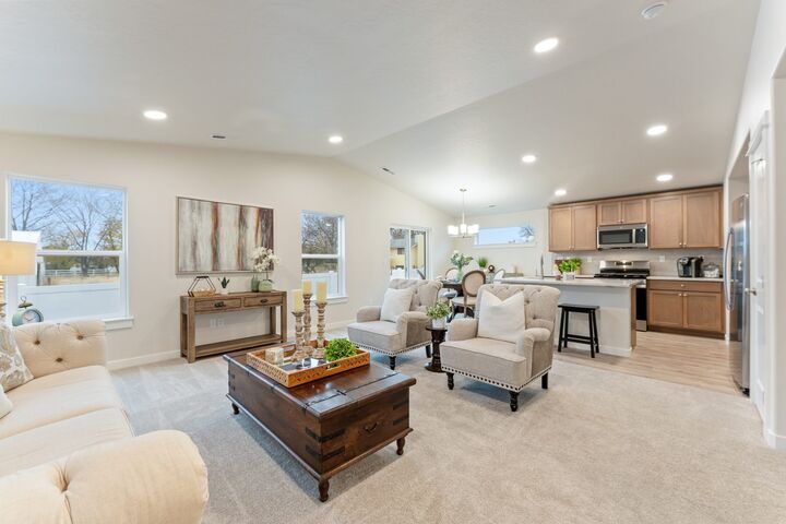 Property Photo: 413 Needlegrass Lane MT 59901