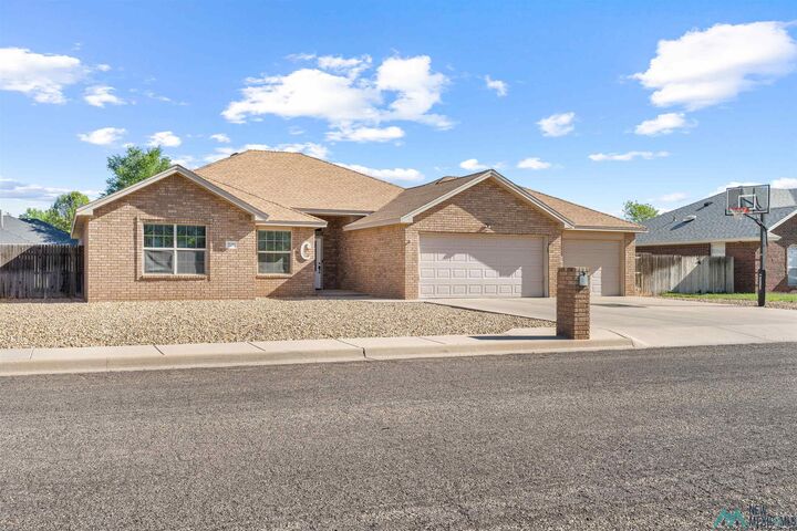 Property Photo:  2120 Howard Cowper Street  NM 88101 