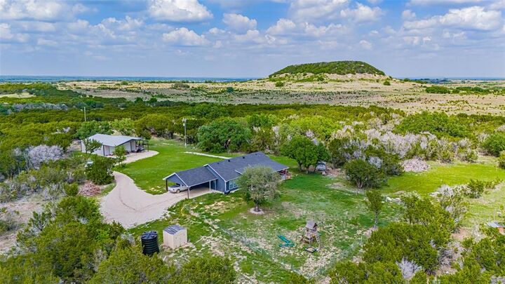 Property Photo:  1260 Private Road 1656  TX 76401 
