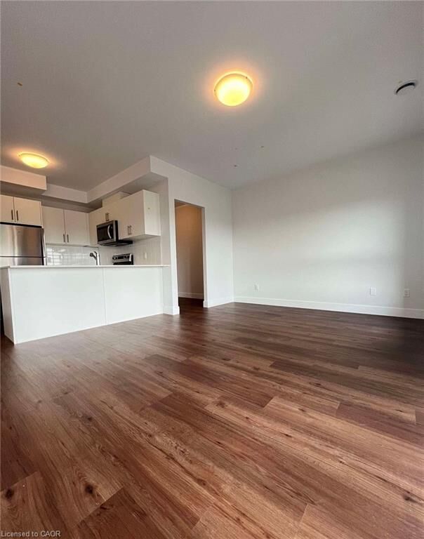Property Photo:  1000 Lackner Place 606  ON N2A 0L9 