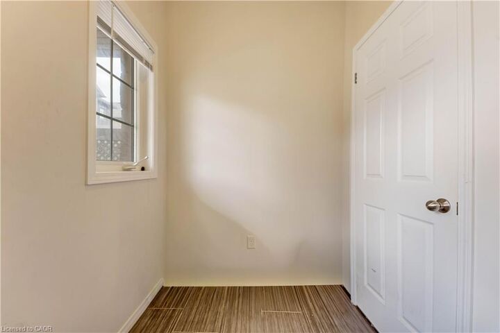 Property Photo: 931 Glasgow Street 5B ON N2N 0B6