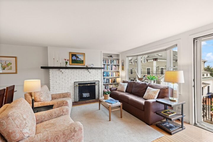 Property Photo:  9 Prospect Ct. 9  MA 01945 