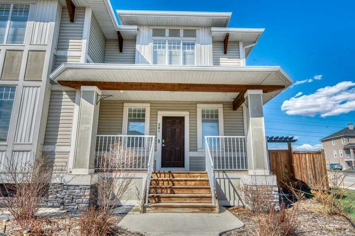 Property Photo: 201 Rainbow Falls Glen AB T1X 0S6