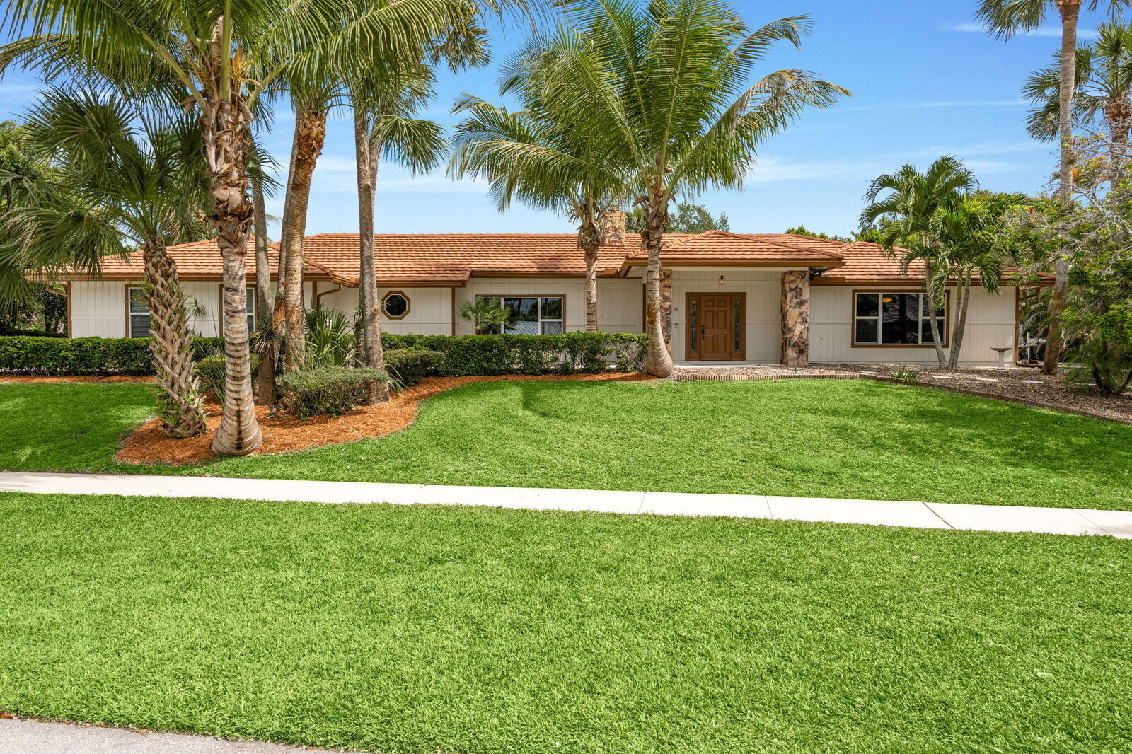 Property Photo:  21 Whispering Oaks Circle  FL 33411 