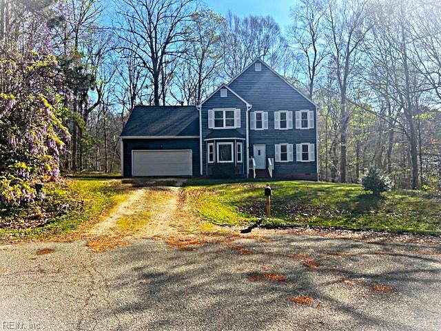 Property Photo:  8 Sumner Ct  VA 23168 