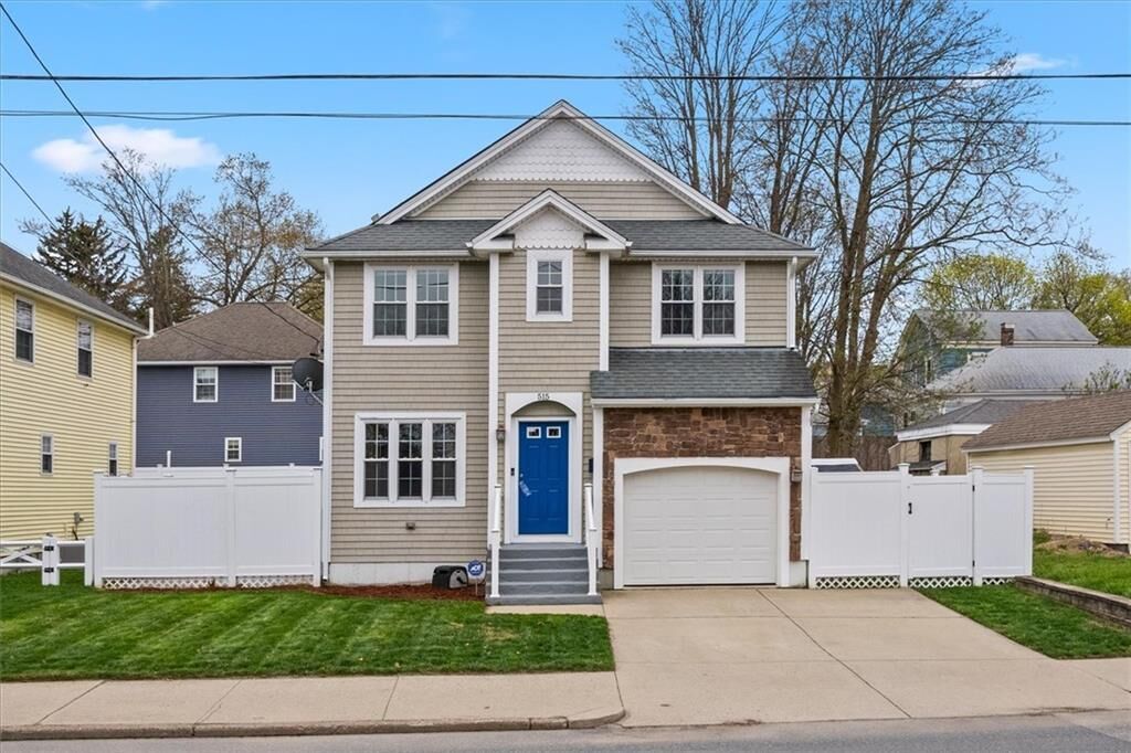 Property Photo:  515 Pleasant Street  RI 02860 