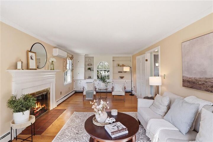 Property Photo:  194 New Meadow Road  RI 02806 