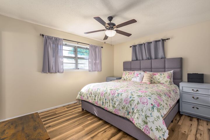 Property Photo:  1909 W Anita Ave  KS 67203 