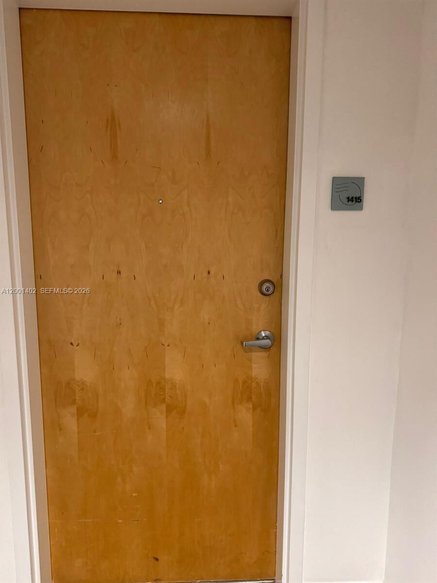 Property Photo:  350 S Miami Ave 1415  FL 33130 