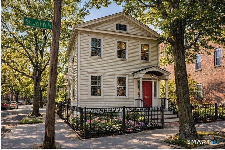 Property Photo:  216 Saint John Street  CT 06511 