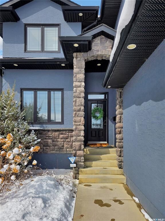 Property Photo:  112 Kinsmen Crescent  SK S0K 0A2 