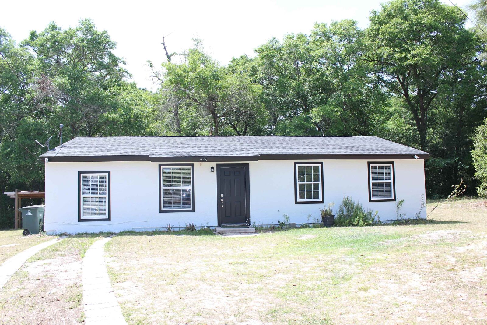 Property Photo:  258 White Oak Drive  FL 32305 