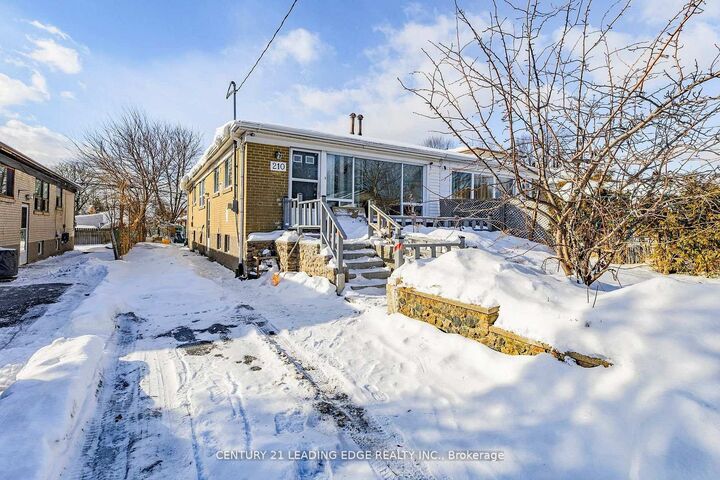 Photo de la propriété:  210 Linden Avenue  ON M1K 3H8 