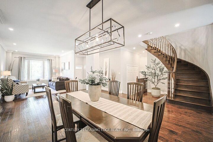 Property Photo:  204 Ivy Jay Crescent  ON L4G 0E9 