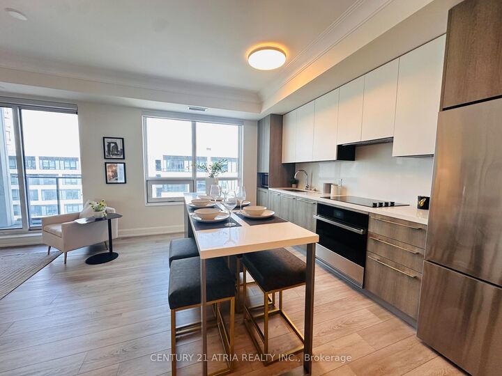 Photo de la propriété:  18 Water Walk Drive 1008  ON L3R 6L5 