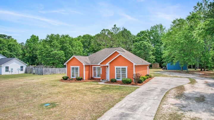 Property Photo:  139 Aubry Court  GA 31763 