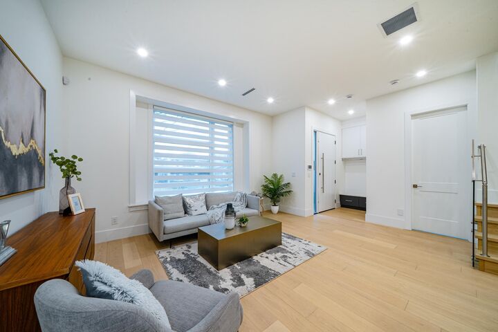 Property Photo: 4210 Union Street 2 BC V5C 2X4
